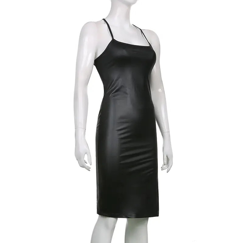 robe noire hauteur des genoux